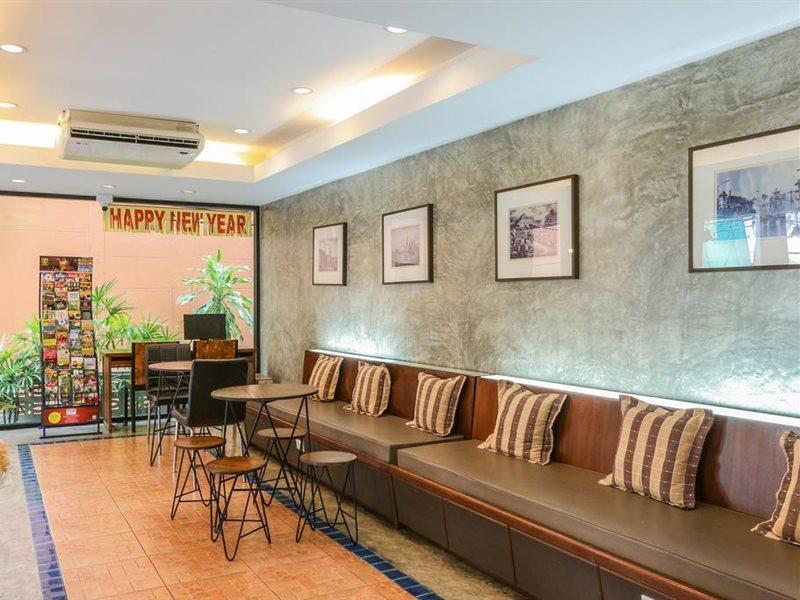 Hotel Oyo 233 Sunshine House à Chiang Mai Extérieur photo